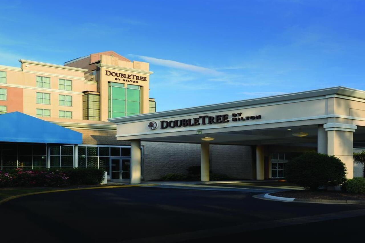 Готель Doubletree By Hilton Norfolk Airport Екстер'єр фото