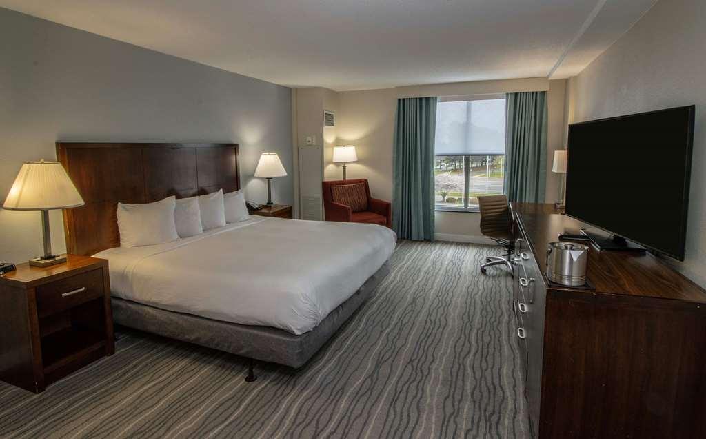 Готель Doubletree By Hilton Norfolk Airport Номер фото